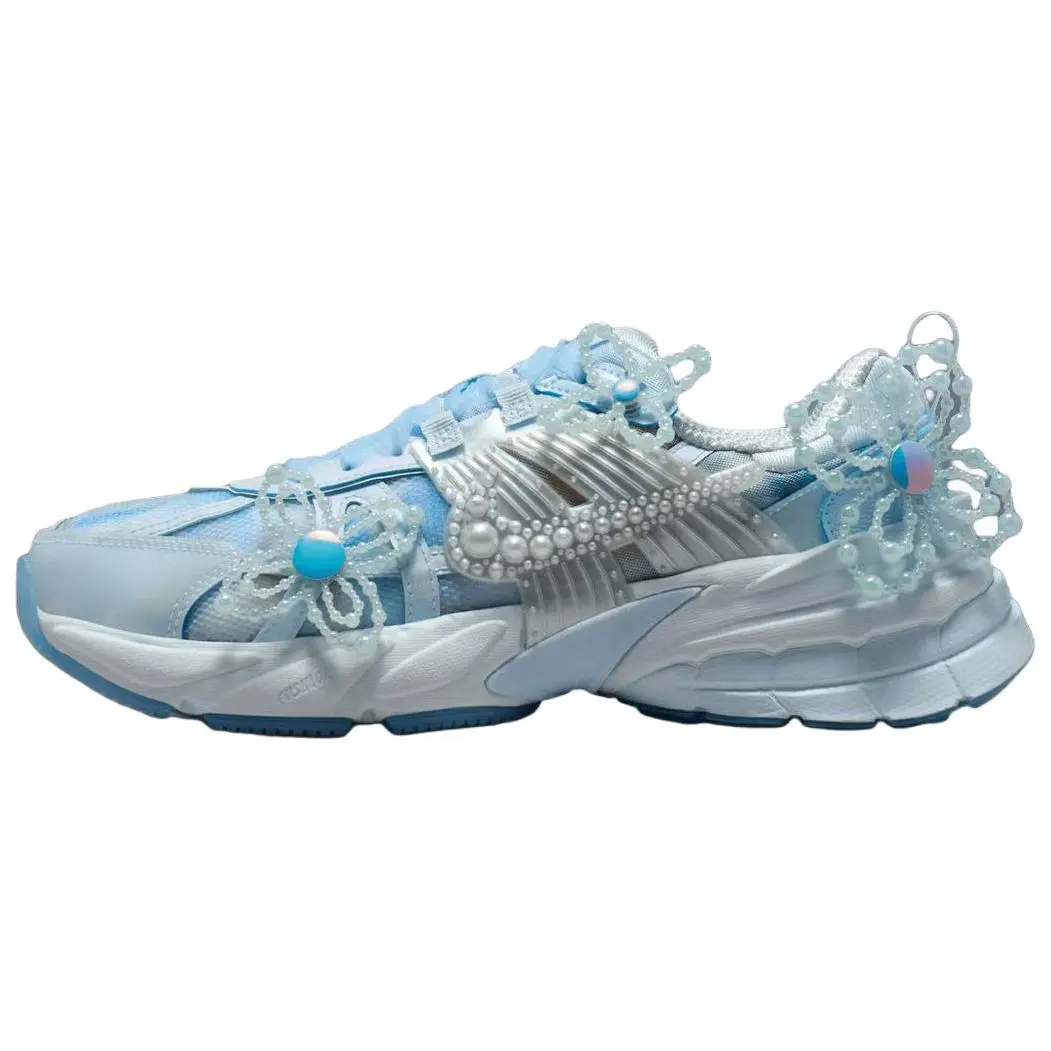 Nike Wmns V2K Run 'Artist Collection' x Susan Fang Women's Retro-Inspired Runner Featuring Layered Textures and Translucent Accents