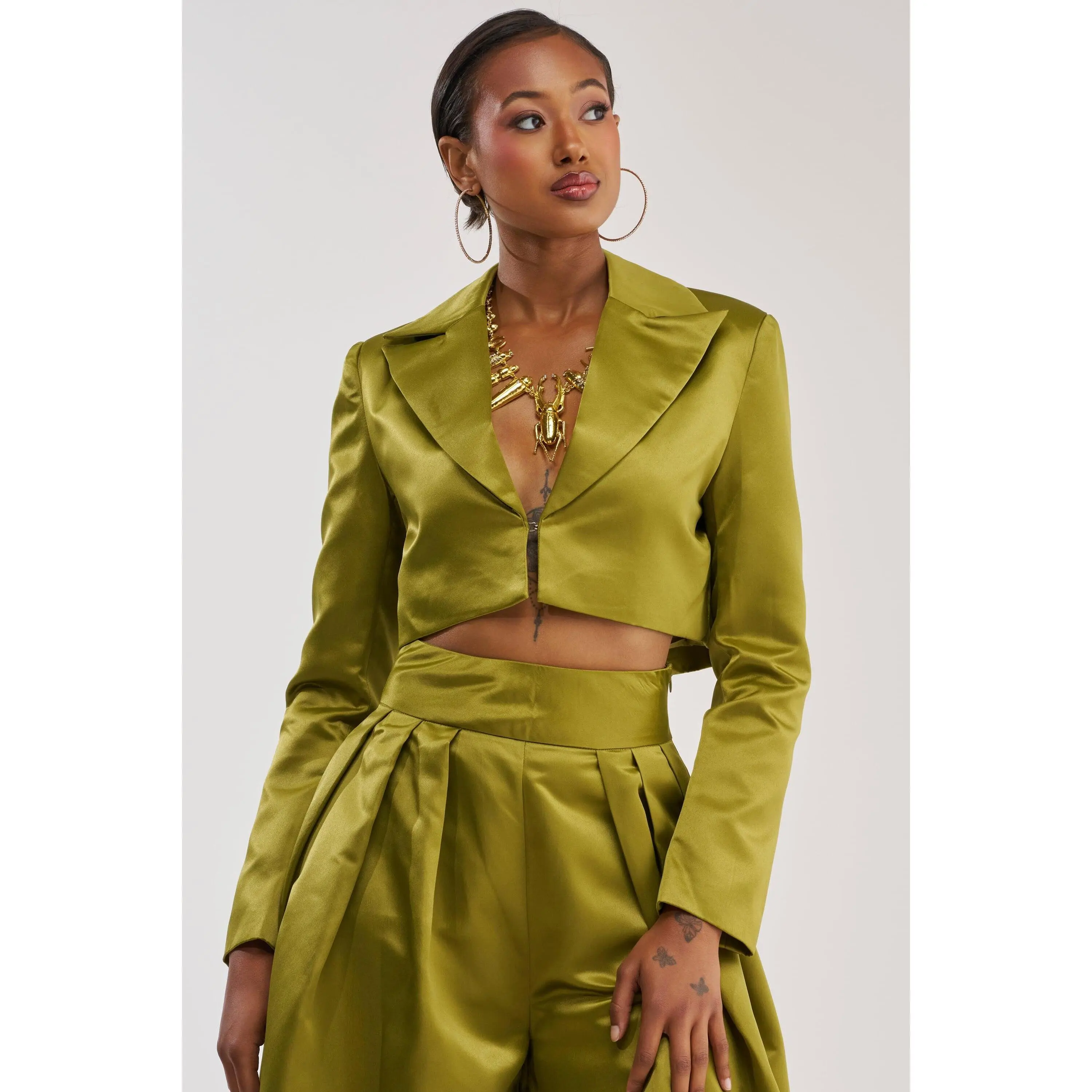 LILA SATIN BLAZER IN CHARTREUSE LILA SATIN BLAZER IN CHARTREUSE