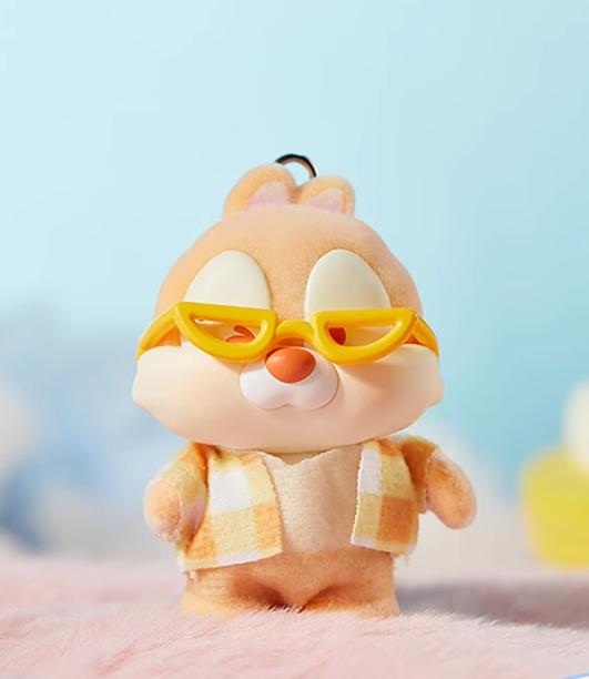 Disney Mickey Mouse Family Cha cha Series Blind Box Keychain，Soft Plush Keychain Bag Accessory For Girls Women Fans, Collectible，Pendant Gift,Unbox Mickey, Minnie, Donald & More Cute Pals