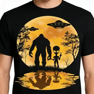 Alien Bigfoot Moon Sasquatch UFO Extraterrestrial Men Women T-Shirt T-Shirt For Men And Women