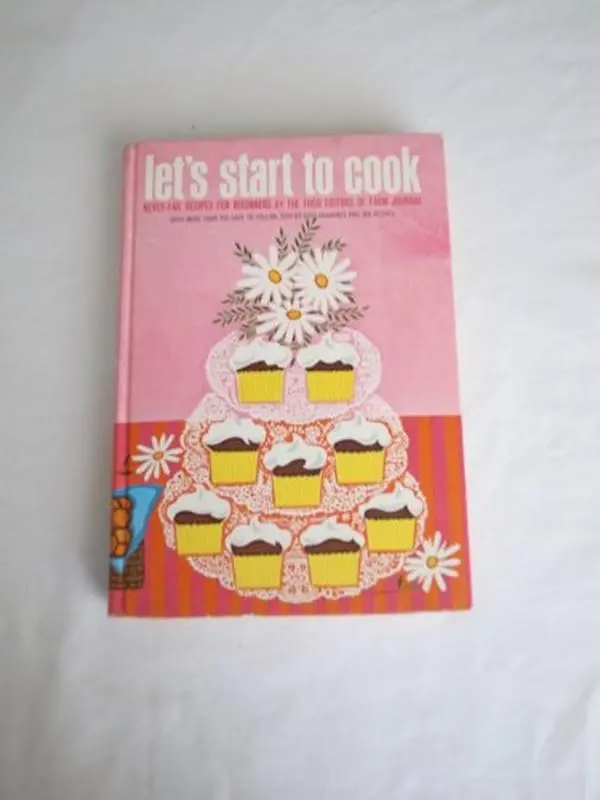 USED Book - Let's Start to Cook: 300 Never-Fail Recipes For Beginners by Nell B. Nichols (Hardcover) - english