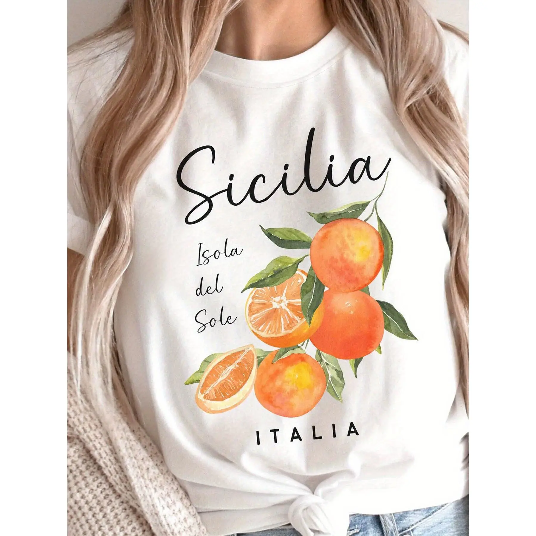 Women'S Sicilia Isola del Sole Italy Graphic T-Shirt - Vibrant Watercolor Orange Design, Casual Crew Neck Short Sleeve Tee for Spring/Summer, Perfect for Casual Attire, Festive Gifts & Friend Gatherings, Festive Clothing| Vibrant Graphic Tee| Comfortabl