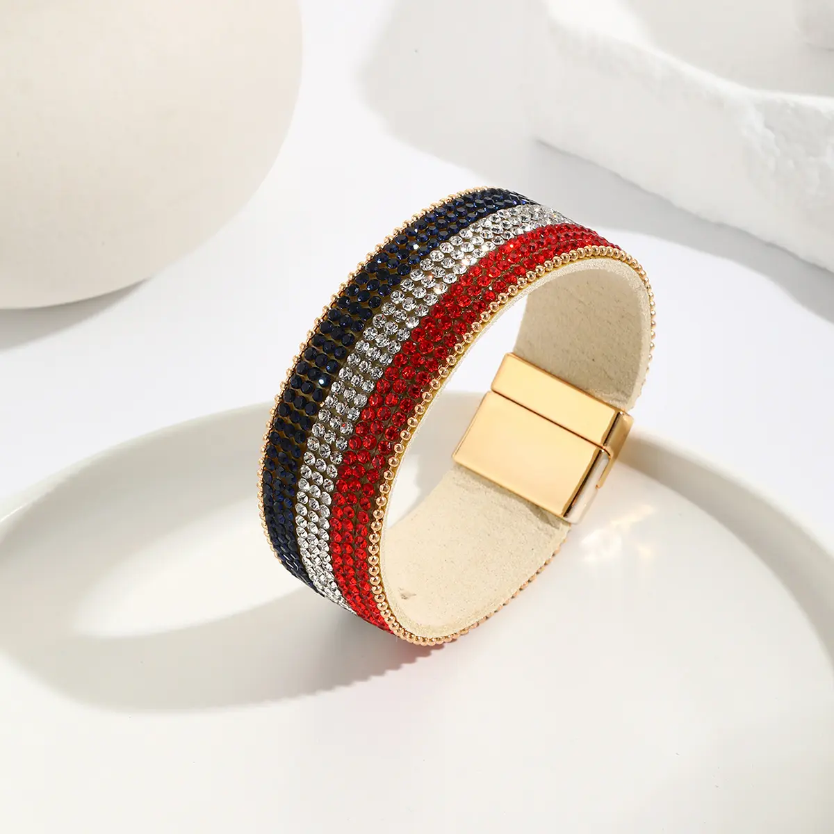 Unisex American Flag-Inspired Buckleless Bracelet - Faux Leather, Rhinestone Wrap, Red White Blue Crystal Cuff, Magnetic Clasp, Adults' 4th of July Parties Costume Jewelry Accessory