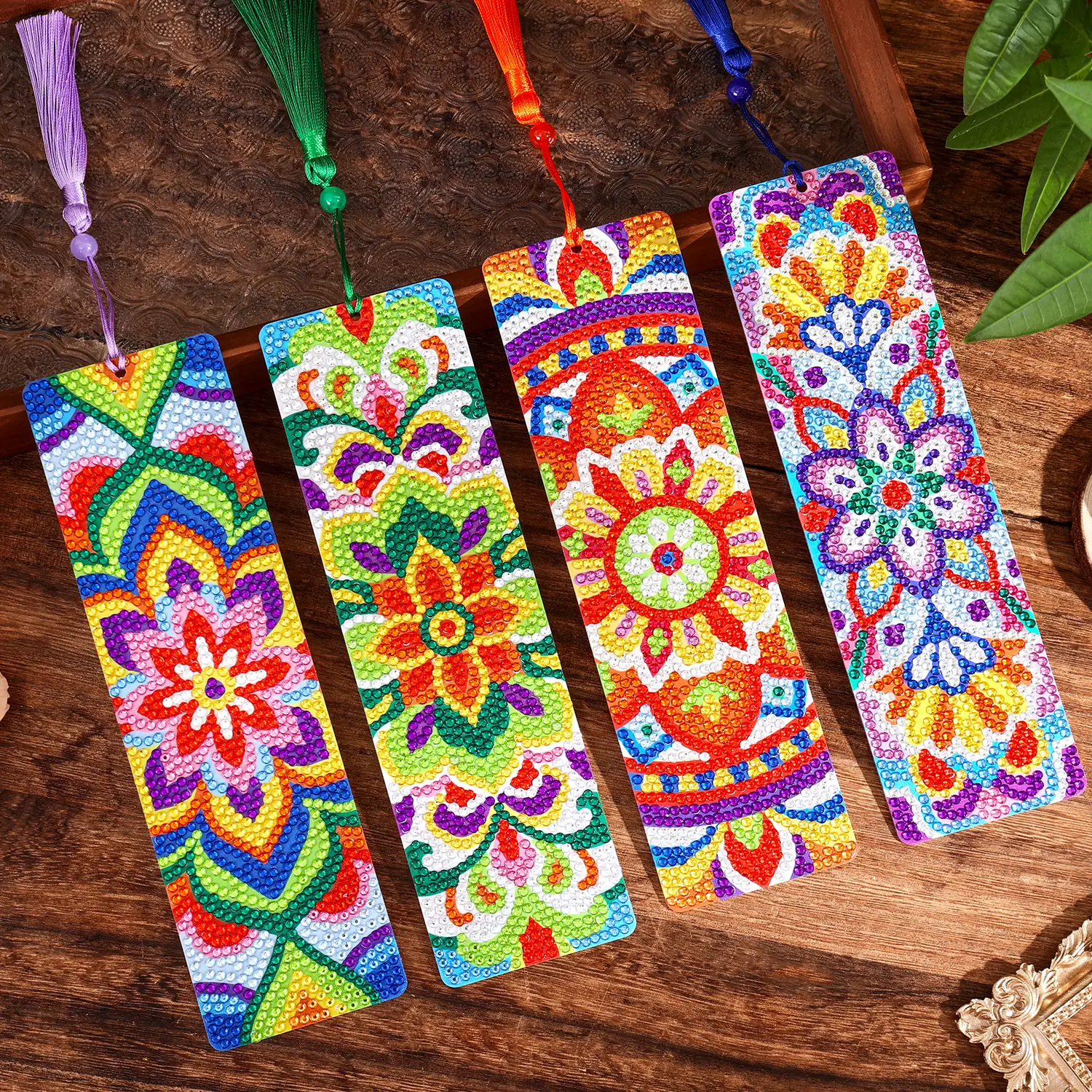 4 PCS Luxury Diamond Bookmarks with Tassel, Mandala Vintage Diamond Bookmark, Flower Book Marks Gift for Women Reading Book Lovers Writers Readers Teens Girl Men Adults