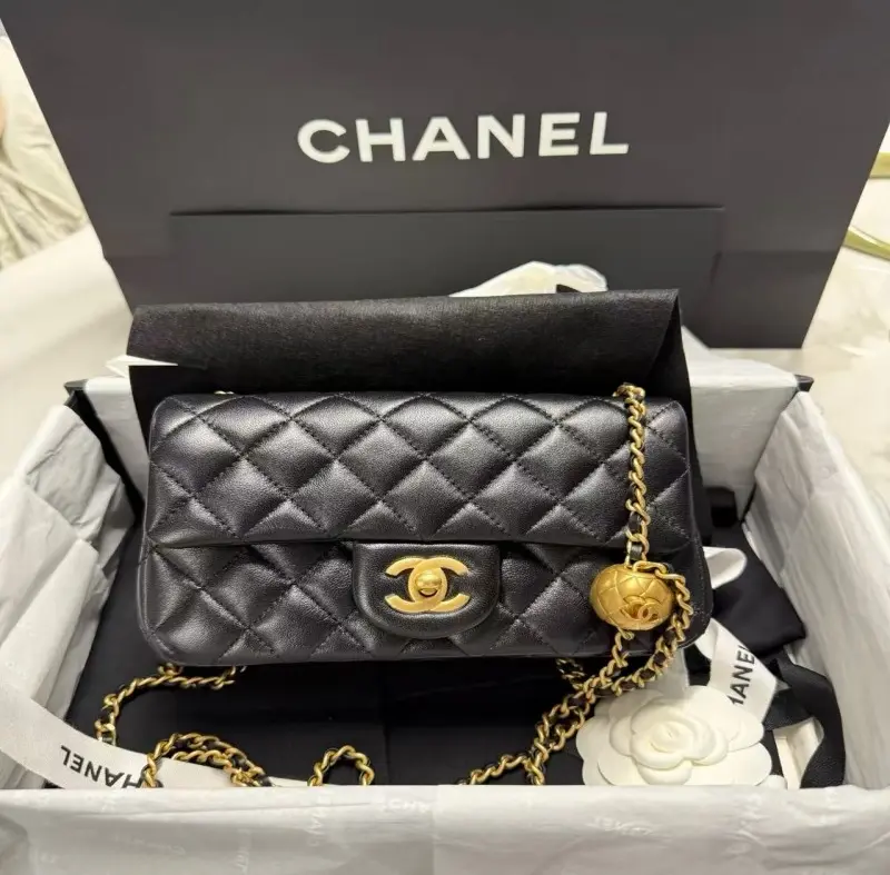 ‮ LENAHC  ‬Classic Flap With Quilted Gold Ball Chain Lambskin Leather Handbag