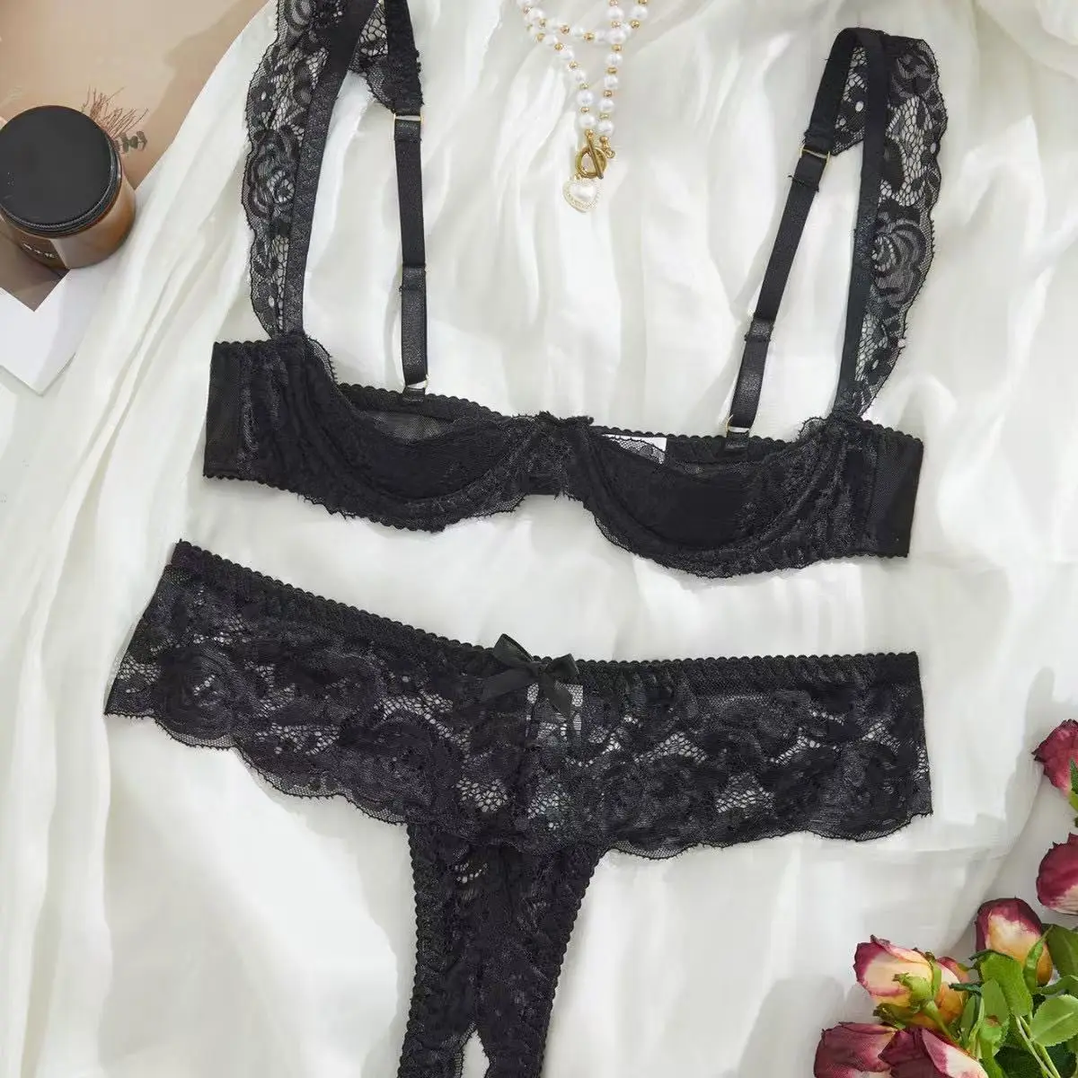 couples ring sex toy Baroque Lace Slip-On Wedding Garter
