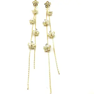 MAY FLOWER EARRINGS