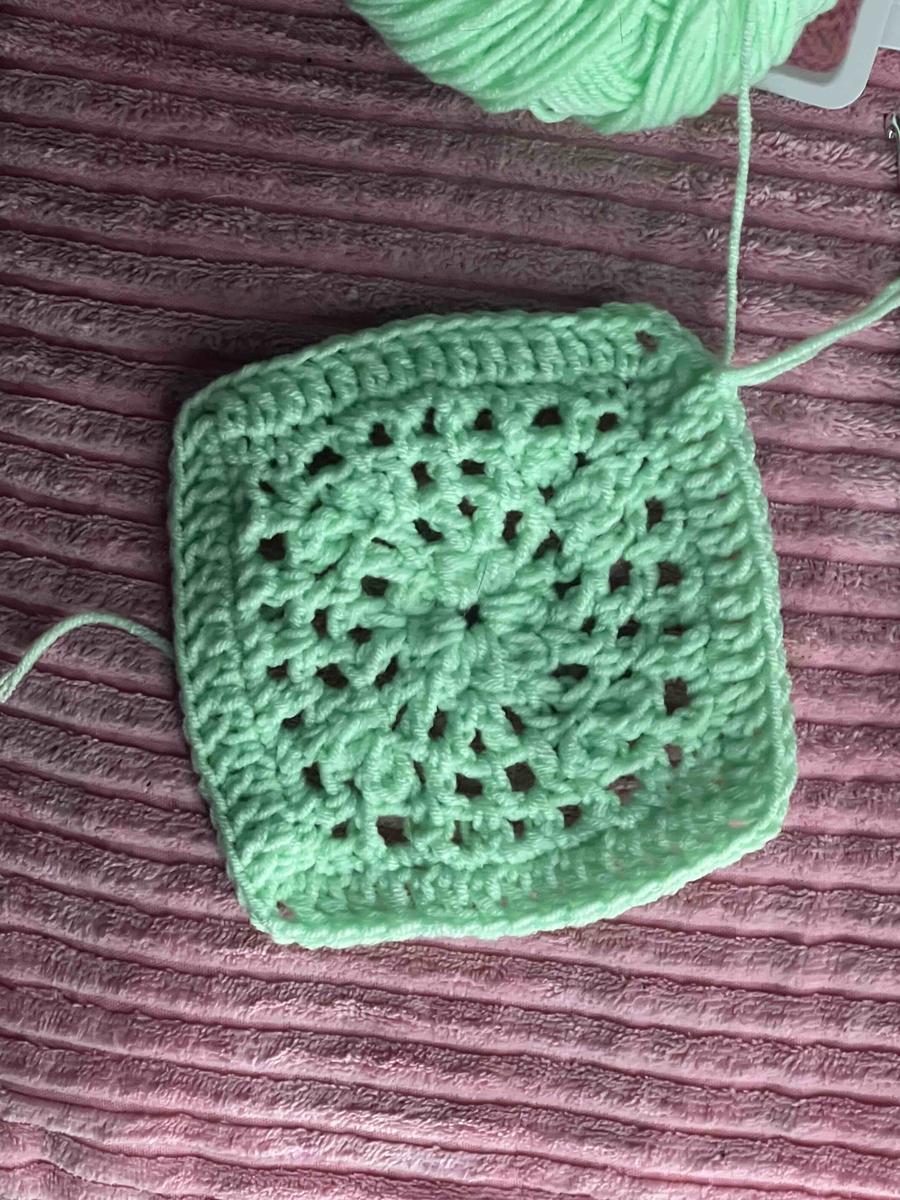 Item: Multi-color, Checkered/Plaid