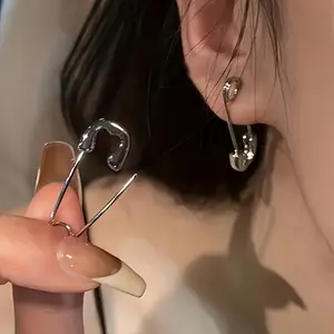 Women'S Bohemian Punk-Inspired Safety Pin Earrings - Unique Hoop & Stud Design with Safety Pin Mechanism, Durable Iron Construction