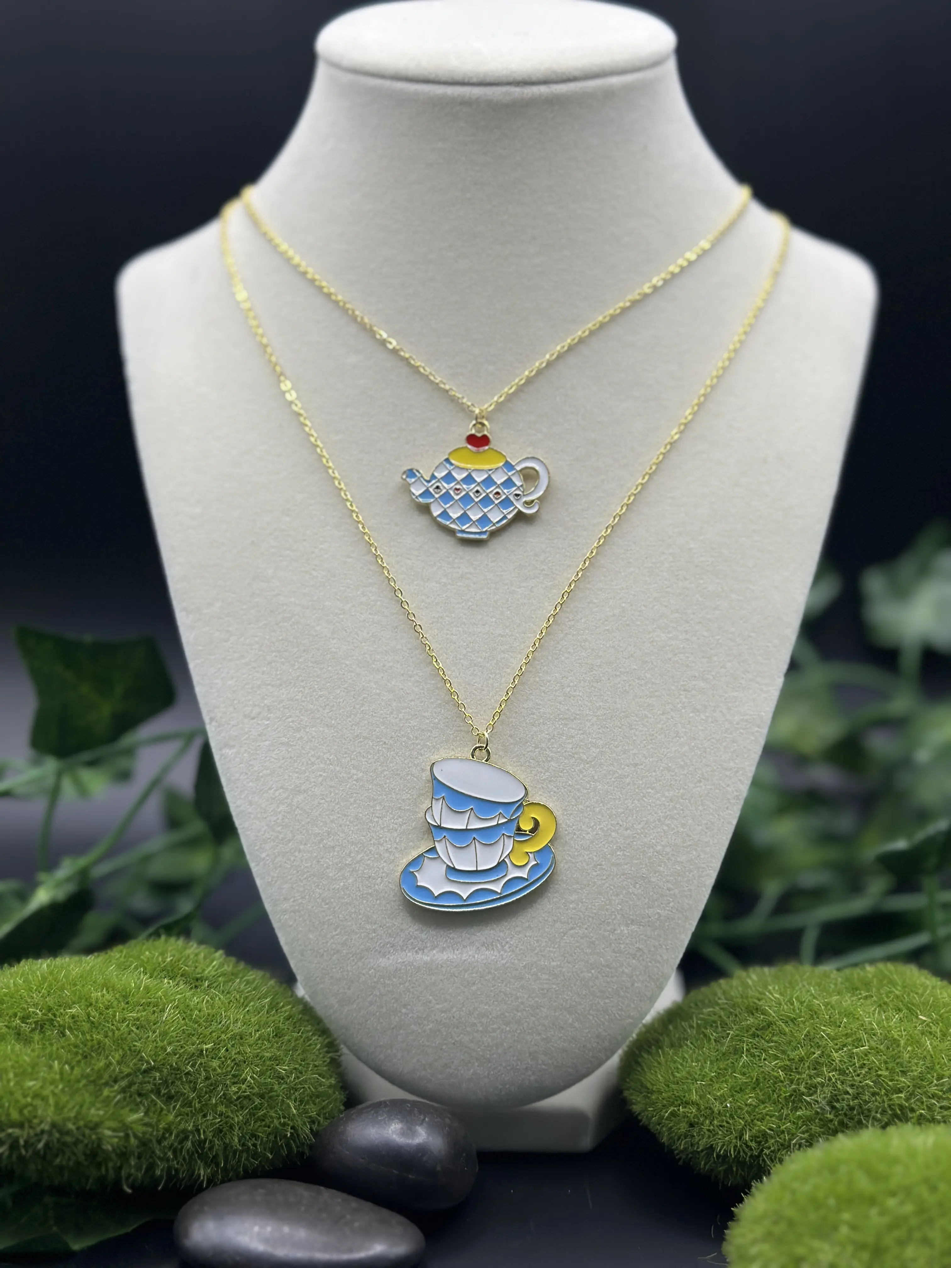 Handmade Alice in Wonderland Teatime Necklace Set