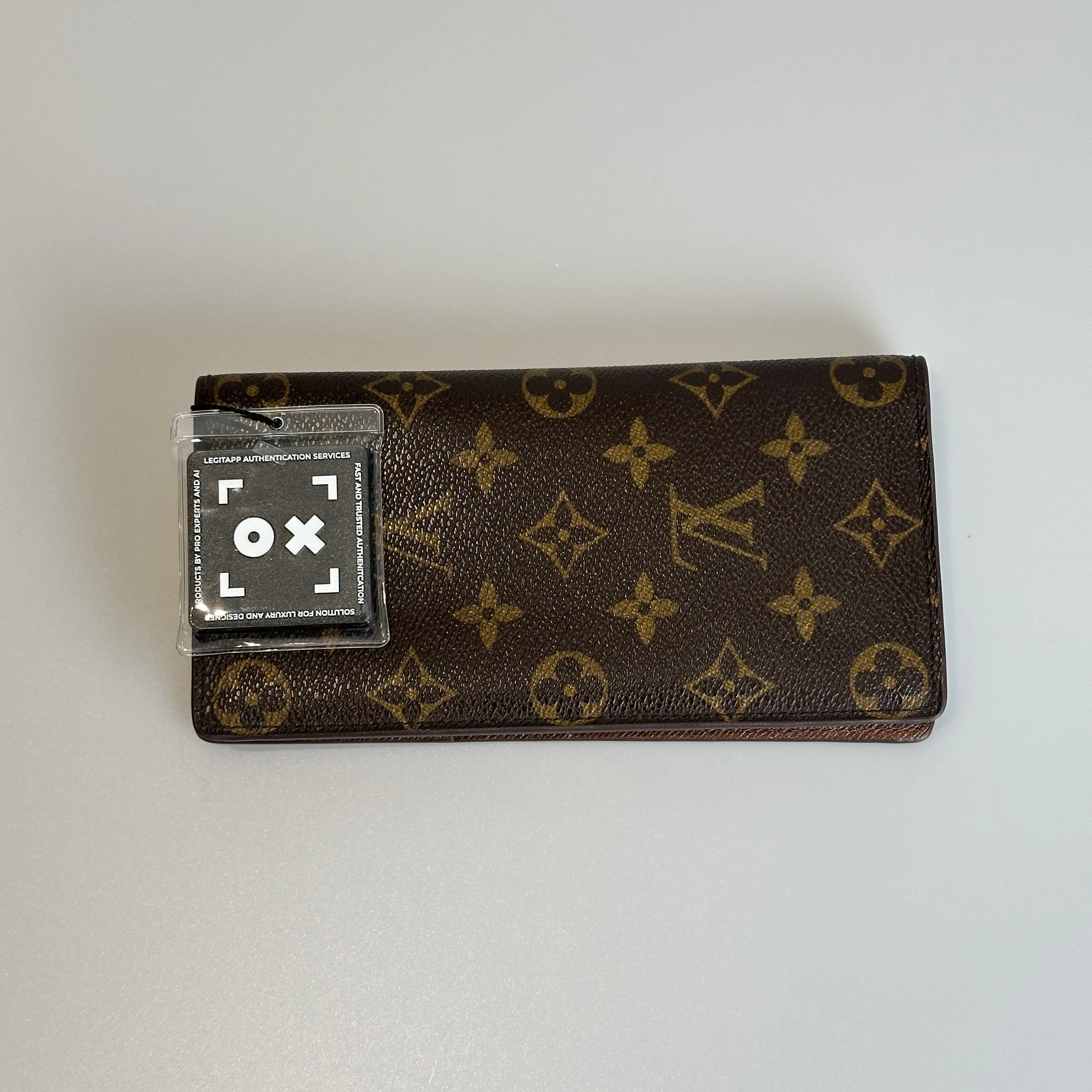 Pre-owned Louis Vuitton Coated Canvas With Calfskin Small Leather Good Brazza Brown Monogram Long Wallet 57471967