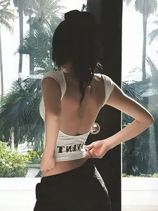 Women White Short-sleeved Polo Shirt Waist-circling Tight T-shirt High-waisted Short-sleeved Top with a Plunging Neckline Dressy Casual Clothes Spring Summer Trendy Outfits