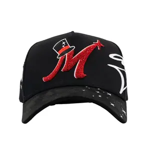 31 Hats x El Mago Collaboration Edition – Premium Streetwear Snapback Cap with 3D Embroidered “El Mago” Logo & Urban Magic Design for Men & Women.