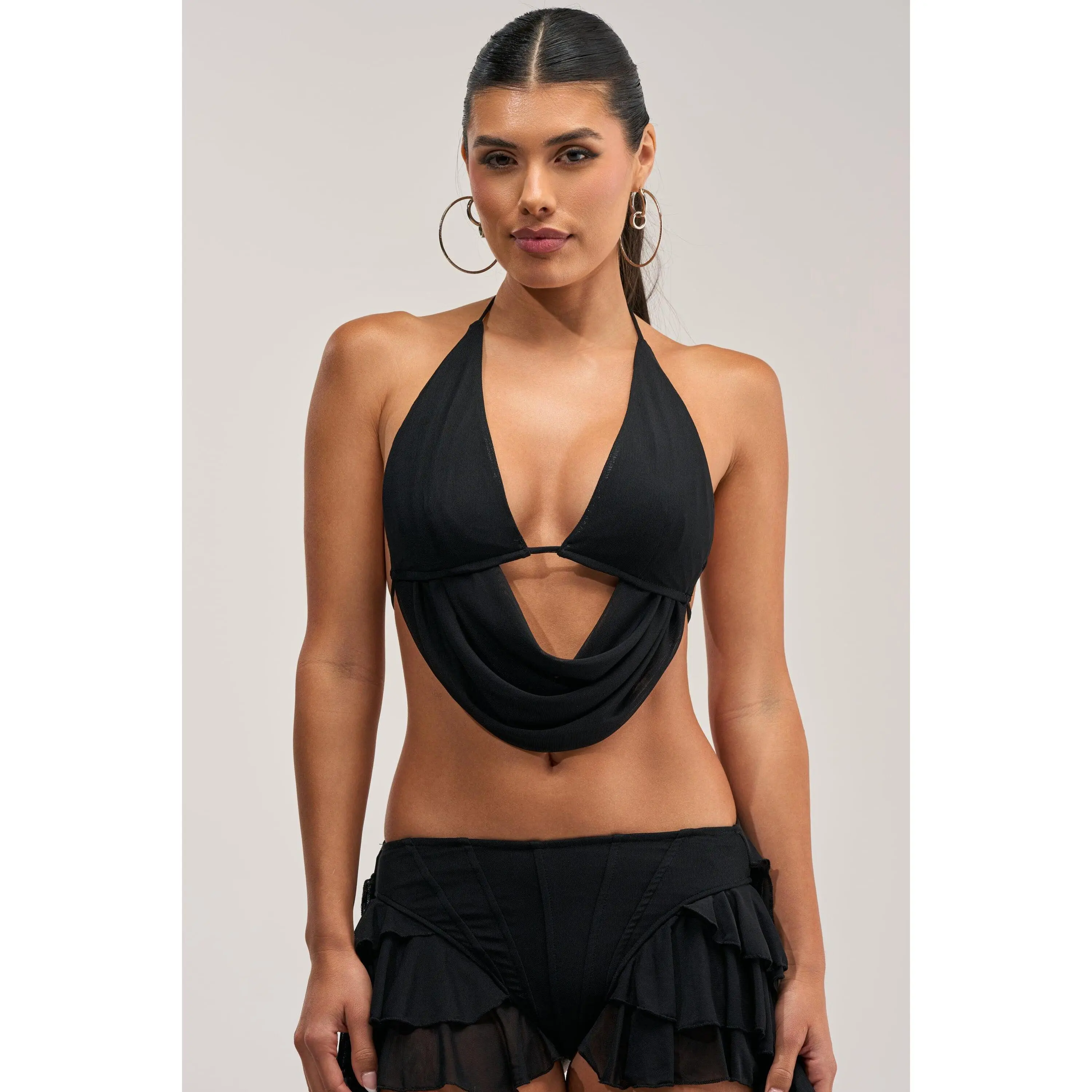 FESTIVAL QUEEN BRALETTE TOP IN BLACK