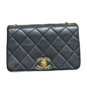 Pre-owned leather crossbody Chanel Rectangular Mini Flap Bag Black Lambskin with Chain Inlaid CC Logo Gold Hardware