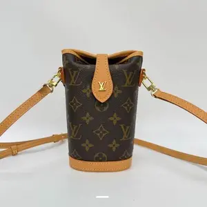 Pre-owned Louis Vuitton canvas Crossbody Bags LV FOLD ME POUCH BAG