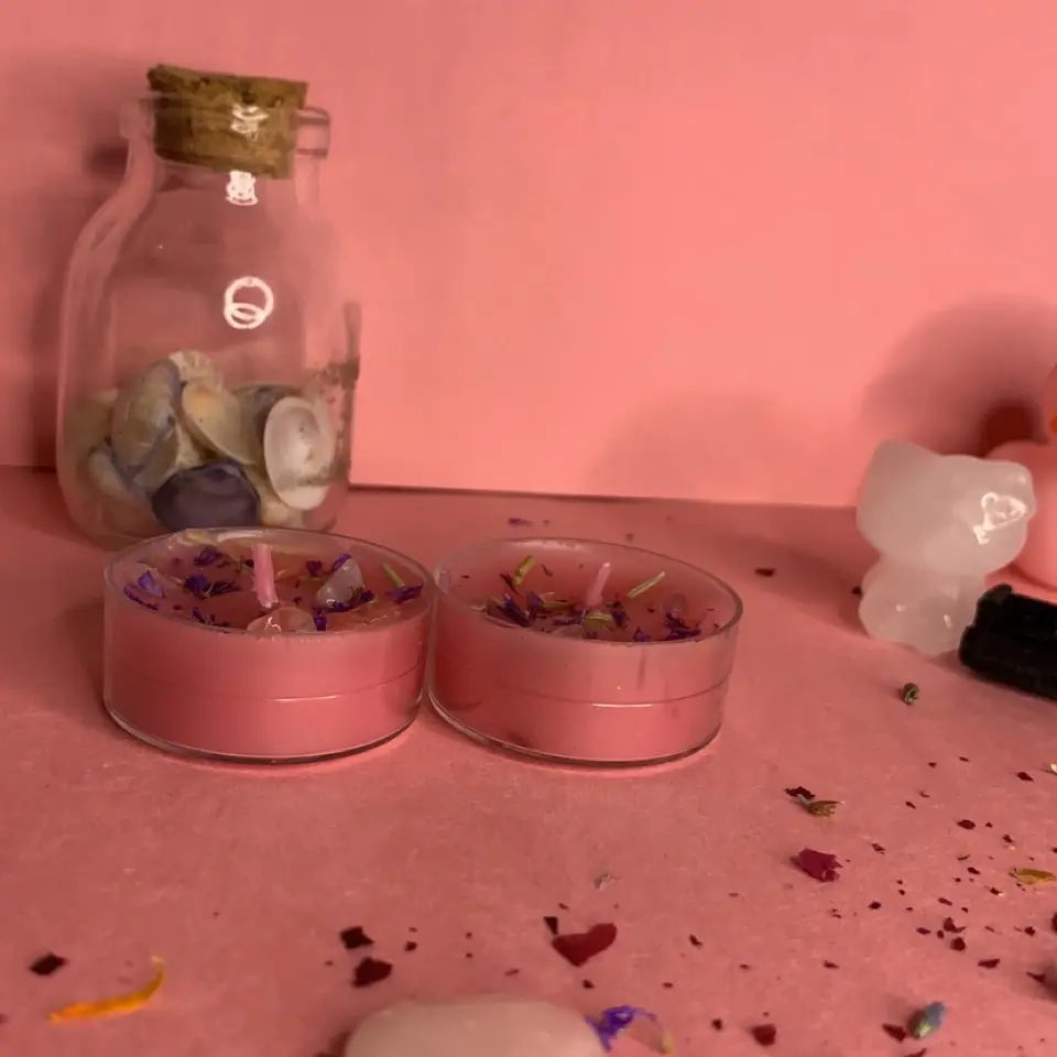Love spell candles