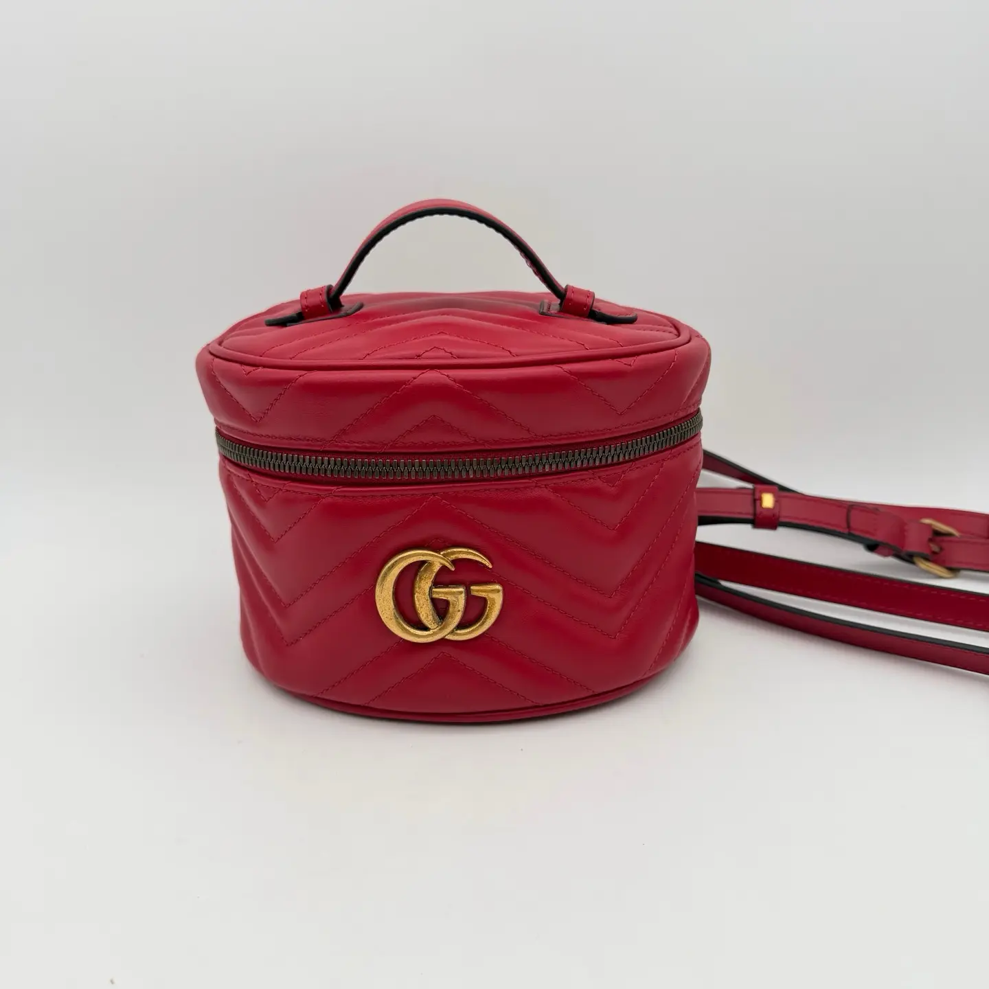 Pre-owned GUCCI RL Excellent Condition GG Marmont Mini Backpack in Red 22430060