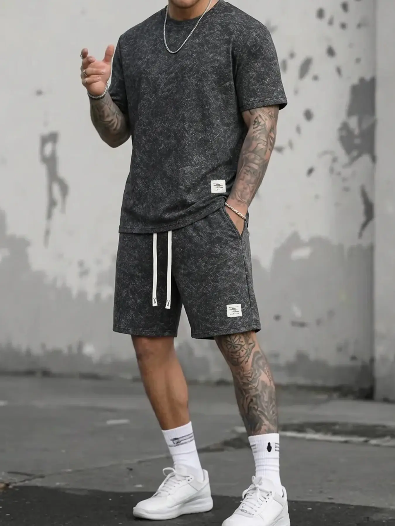 Men’s Acid Wash Vintage Casual Tracksuit, Ultra-Soft Fabric, Muscle-Fit Two-Piece Set with White Drawstrings, Multi-Wear Outfit for Streetwear / Gym / Daily Looks, 2026 Trendy Urban Essential for Men
