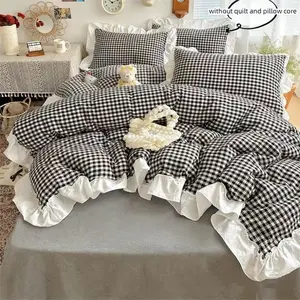 3pcs black and white checkered bedding with soft lace Decorative duvet cover and pillowcase (excluding core), duvet cover with zipper for easy removal and washing, comfortable and soft fabric, suitable for all seasons, Washable Covers