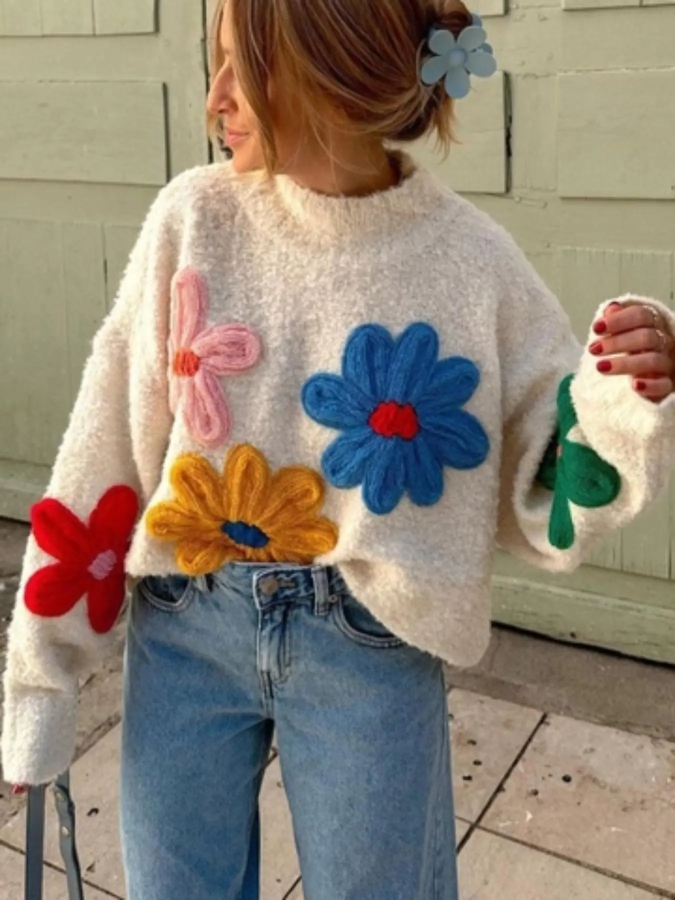 Women's Floral Embroidery Drop Shoulder Sweater Crewneck Pullover, Casual Long Sleeve Round Neck Jumper for Fall & Winter, Fashion Ladies' Knitwear for Daily Wear, Womenswear