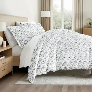 Soft Farmhouse Florals Premium 3PC Duvet Cover & Shams Set, Ultra Soft - Becky Cameron, Blossoms / Light Blue, Twin/Twin Extra Long