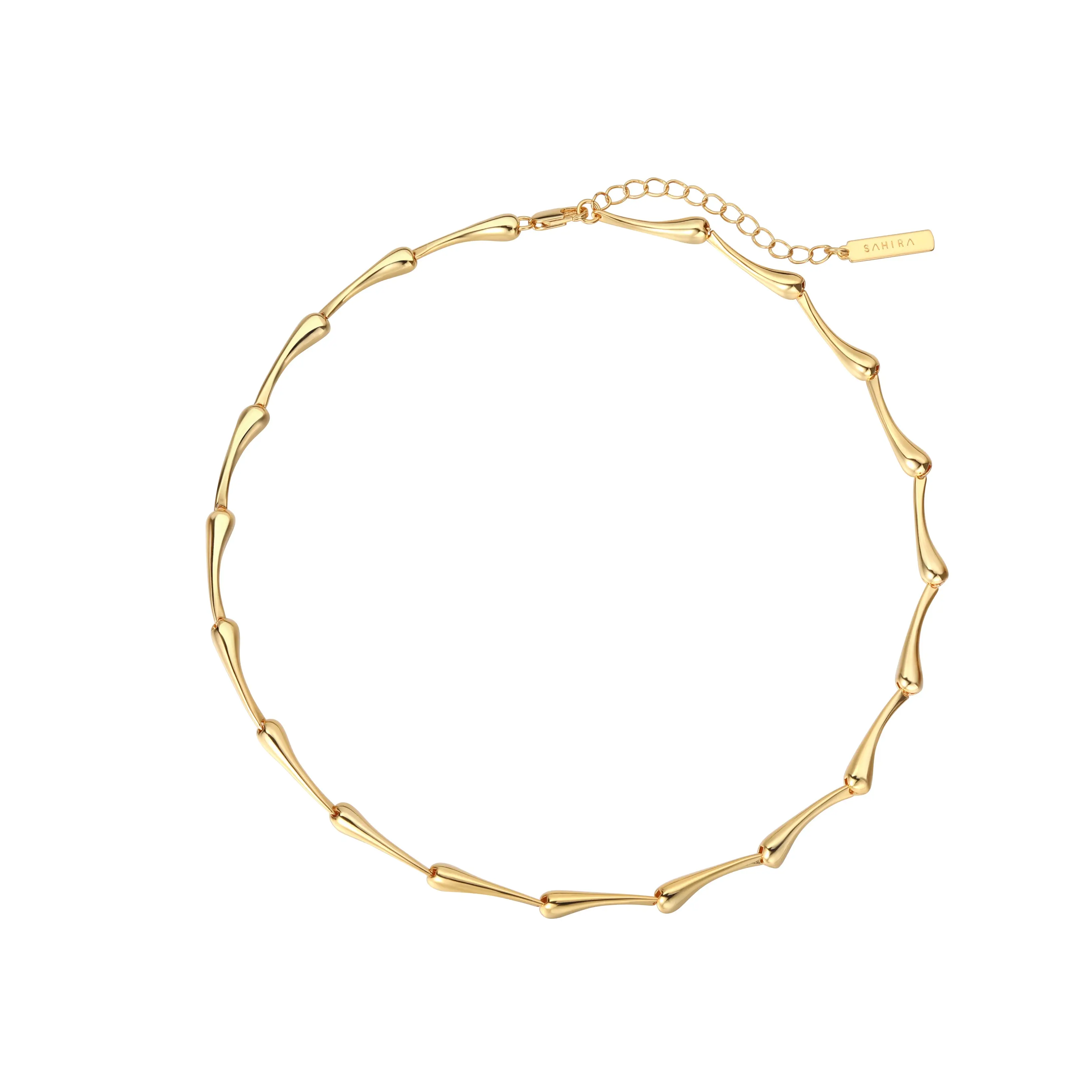 Victoria Necklace with Gold-Plated Chain and Decorative Design, Adjustable Fit