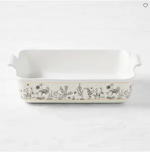 Le Creuset Stoneware Honeycomb Lasagna Pan