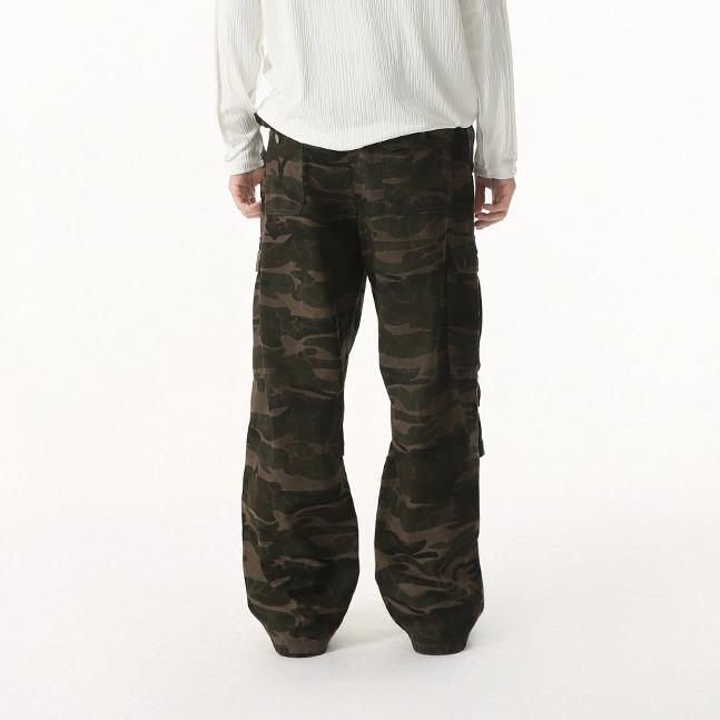 2026 New Arrival Multi Pocket Vintage Camo Jeans Heavy Duty Pleated Straight Leg Casual for Men Camouflage