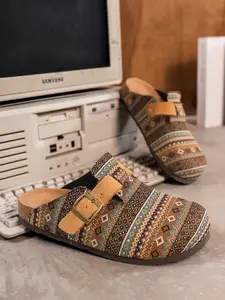 Men Women Boho Mules Shoes, High-End Totem Design, Comfortable Casual Wear, Perfect Gift, Ideal for Outdoor & Home Relaxation