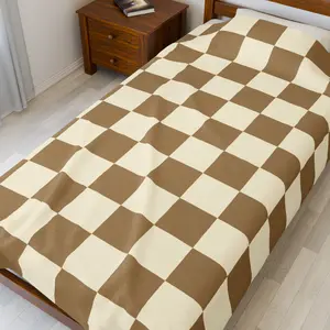 Coffee Brown and Beige Chic Checkerboard Chess Plaid Pattern Plush Blanket All Season, 1 Count, Soft, Warm, Comfy, Cozy, Decorative Throw Blanket for Home Office Sofa Couch Birthday Napping Travel Car bedroom,  Perfect for Gifting faux fur Silky washable