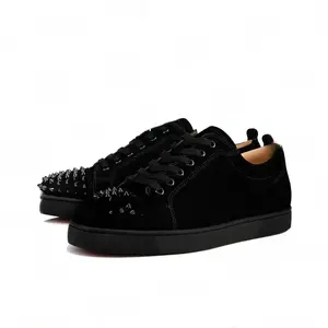 2026 Men's shoes network red explosive fashion round head rivets nightclub hairstylist casual board shoes