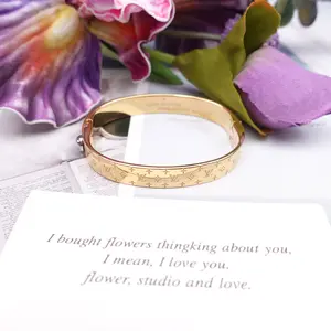 Pre-owned Louis Vuitton Gold Tone Bracelet T10332398