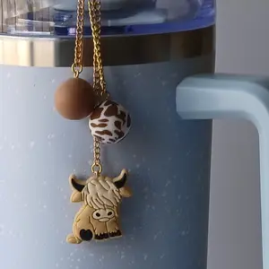 TUMBLERSTUFF Highland Cow Tumbler Charm with Accent Beads in Beige and Brown Drinkware Set