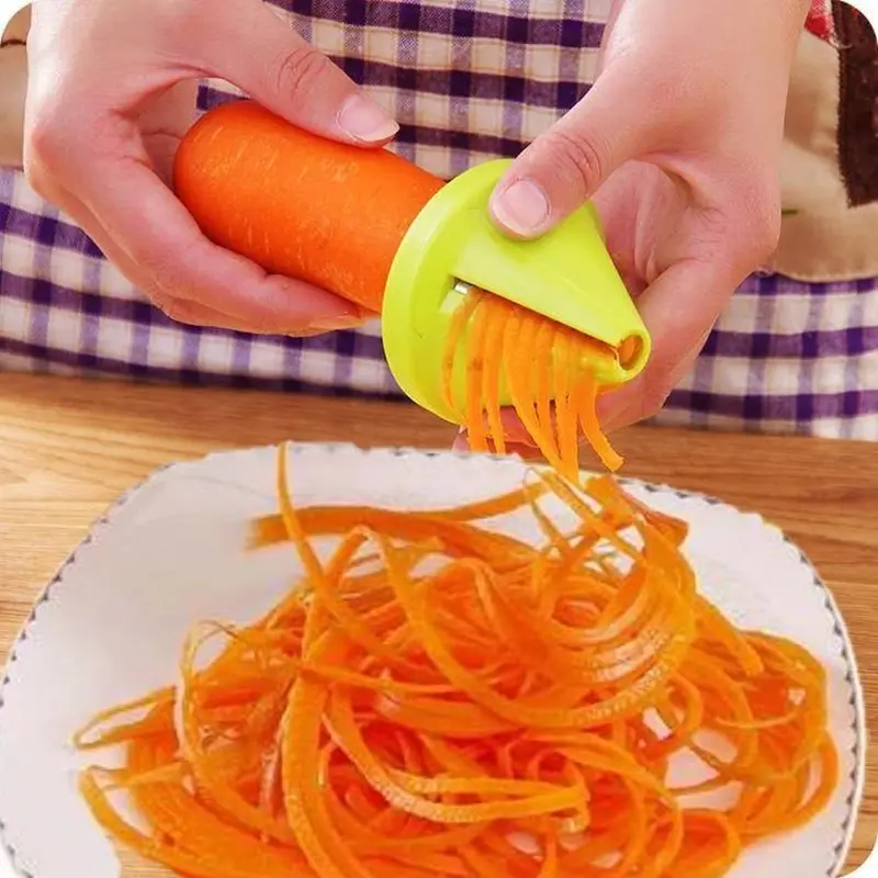1Pc Vegetable Fruit Multifunction Spiral Shredder Peeler Manual Potato Carrot Radish Rotating Grater Kitchen Accessories, Kitchen Tools