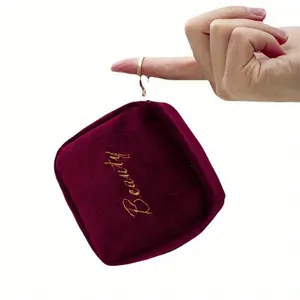 Portable Mini Embroidered Letter Makeup Bag, Travel Coin Organizer, Zipper Cosmetic Box, Pocket Size, Ideal for Home and Travel, Perfect Gift