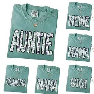 Comfort Colors Custom Vintage Floral Mama T-Shirt, Mother’s Day Gift for Mom, Personalized Nana Auntie Mimi Gigi Nanny Lala Shirt, Strong Woman Shirt, Retro Mama Tee, Family Name Gift