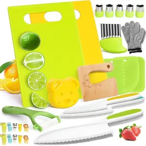 Anti-cut kitchen set: Potato cutting, fruit embossing, cooking molds, and cute molds for kitchen creation
