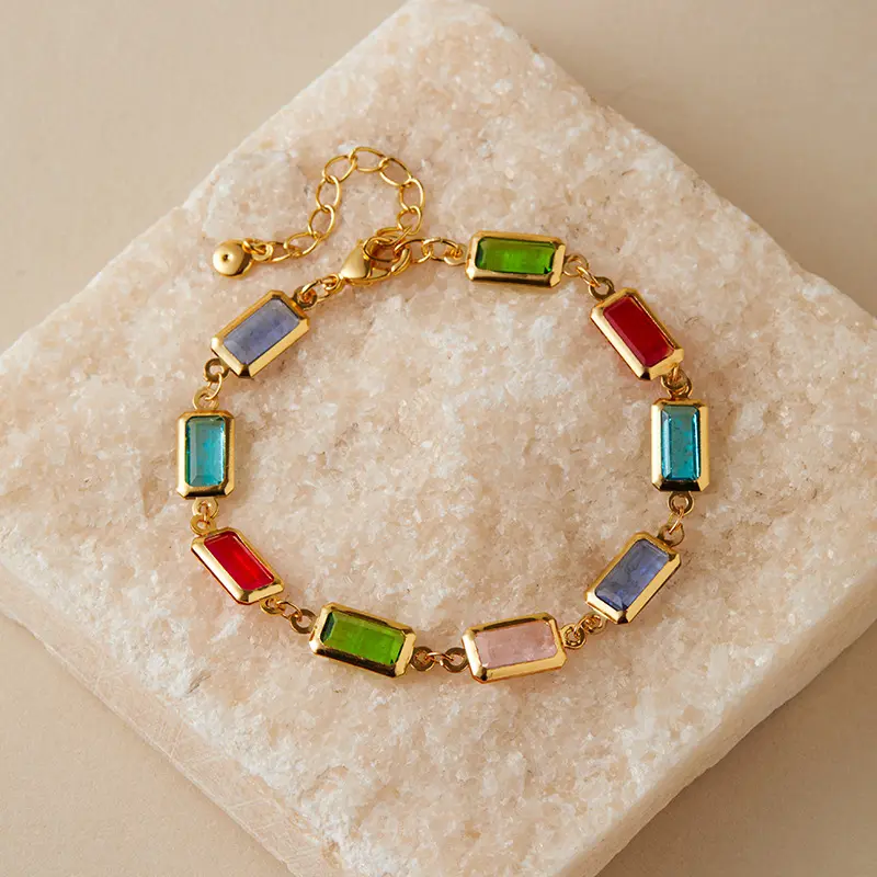 18K gold-plated women's dopamine adjustable bracelet, geometric water droplet square glass diamond design, ethnic vacation style small fresh bracelet