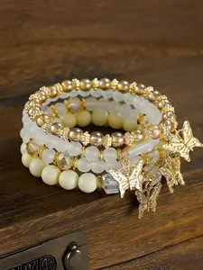 4 Pcs Boho Style Handmade Glass Bead Flower Butterfly Elastic Bracelet Set, 4 Pieces, Perfect for Women, Ideal for Beach Vacations