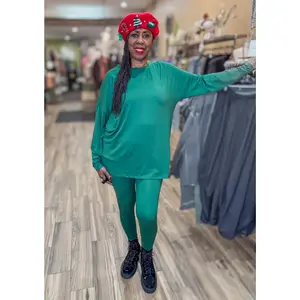 Holly-Day Essential Legging Set - PLUS