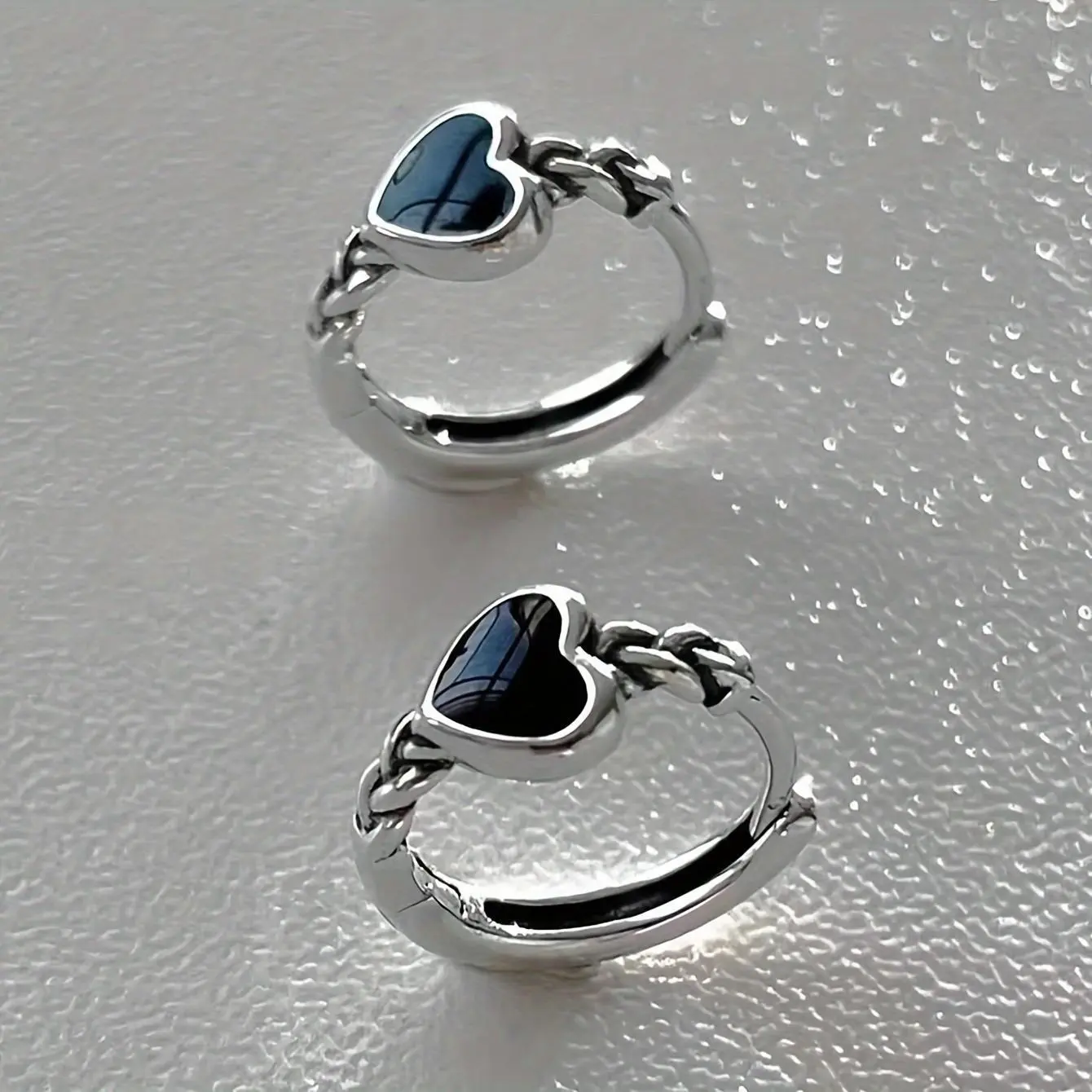 Women's Heart-Shaped Engraving Ear Clips - Easy Hoop Earrings, Stud Earrings, and Ear Additions, Heart-Shaped Engraving Earrings