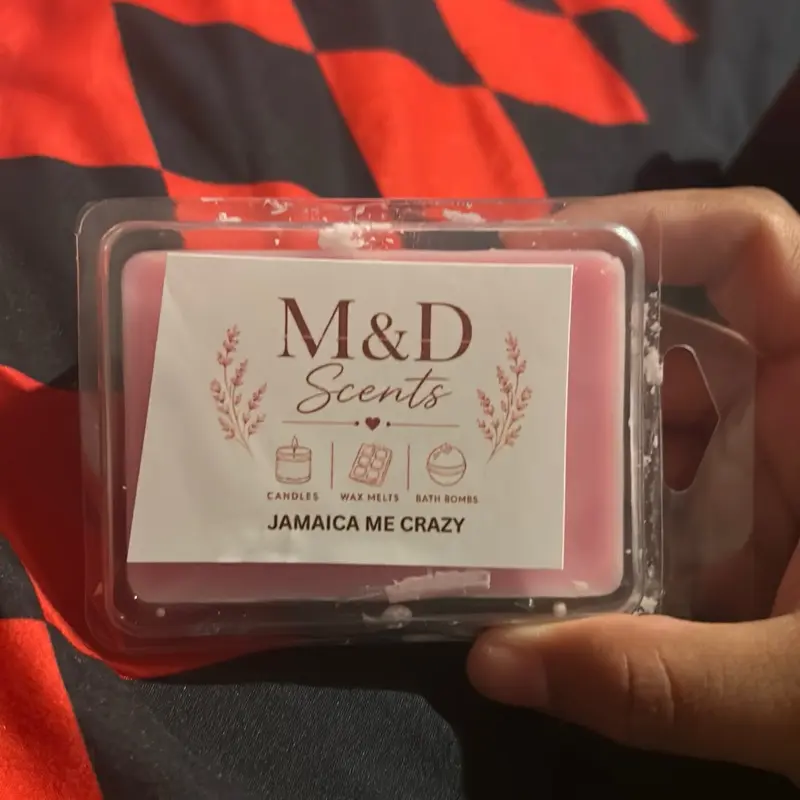 Wax Melts and Scented Candles - Long-Lasting Fragrance Products for Home Relaxation, Living Room Decoration