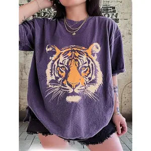High-Quality Women'S Washed T-Shirt Featuring A Vintage Tiger Print, Perfect For Casual Summer Outings And Beach Wear. This Stylish Graphic Tee Showcases An Animal Design, Making It A Comfortable And  Choice For Daily Wear In Ladies' Street Fa