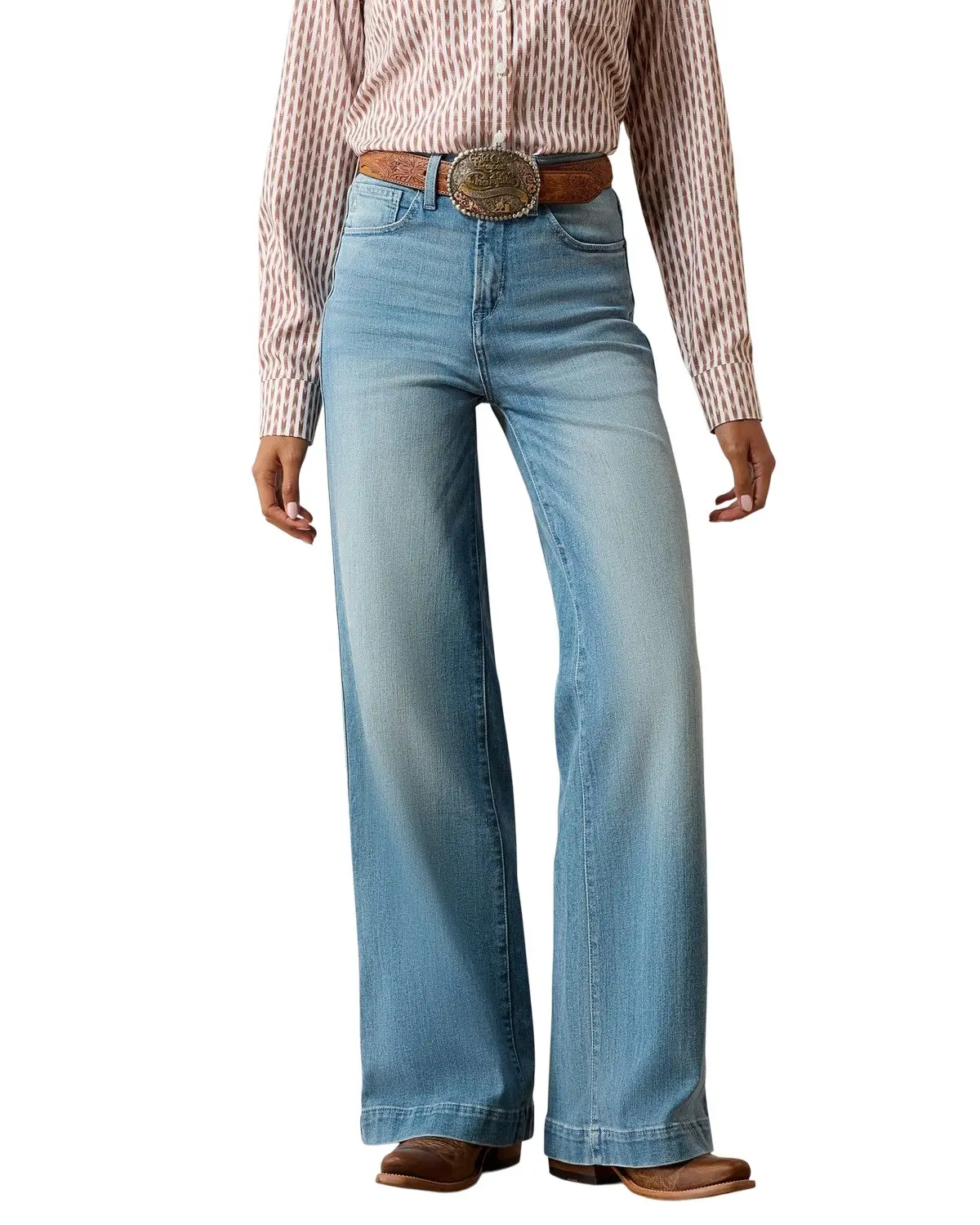 Ariat Women's Women'S R.E.A.L. Luana Light Wash Ultra High Rise Wide - 10078932