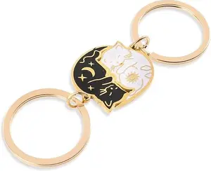 Matching Keychains Cat, Couples Keychain,A Pair of Matching Keychain,Can Be Seperated to 2 Pcs Cute Cat Key Chain,Couple Gift,Best Friend Keychain Women Men