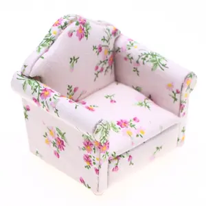 Miniature Dollhouse Accessories 2 Pack 1:12 Scale Floral Sofa Set for Realistic Scenes Handcrafted Toy Decorations Ideal for Dollhouse Enthusiasts