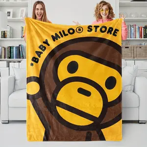 BAPE Baby Milo Yellowish Brown Color Contrast Flannel Sofa Bed Blanket, Iconic Cartoon Monkey Head Plush Cover, Soft Smooth Thick Dense, Indoor Outdoor Use, Fashionable Cool Home Decor Gift for Fans, Throw Blanket