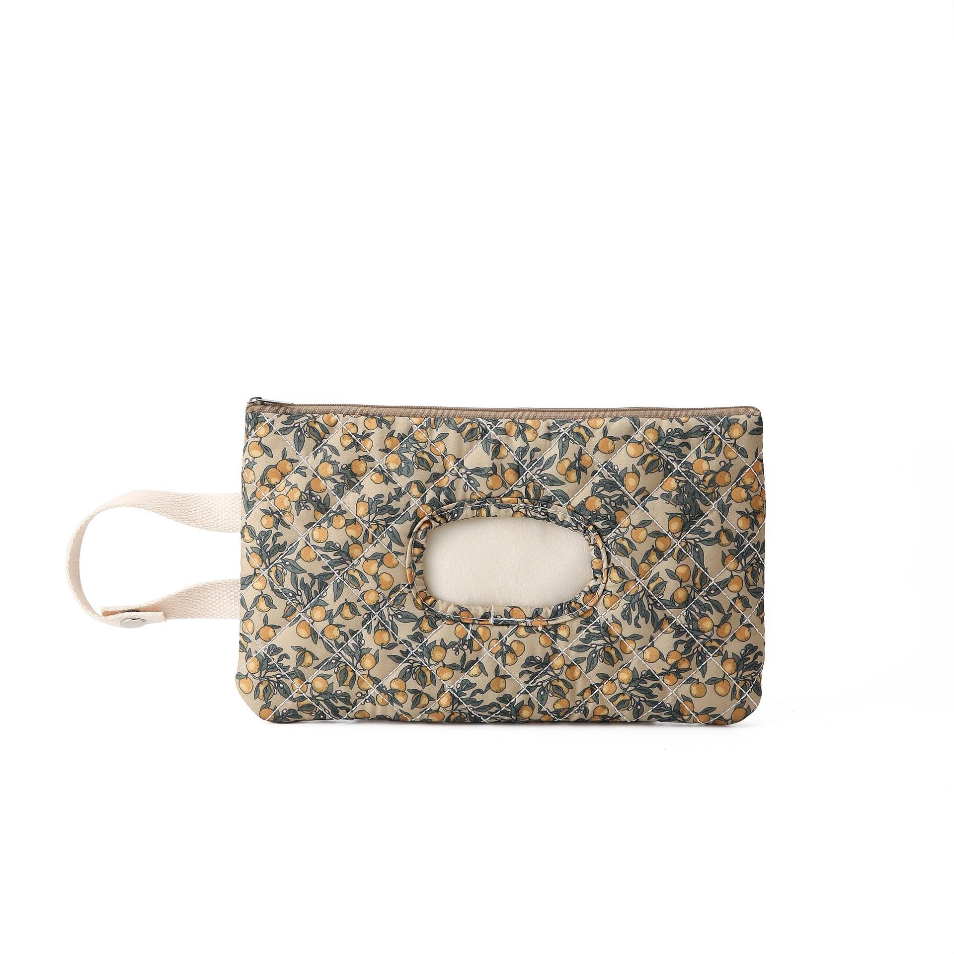 Hanging Floral Wet Wipes Dispenser Portable Baby Stroller Tissue & Diaper Bag Travel Friendly Easy Grab Convenient Mommy On-the-Go Organizer