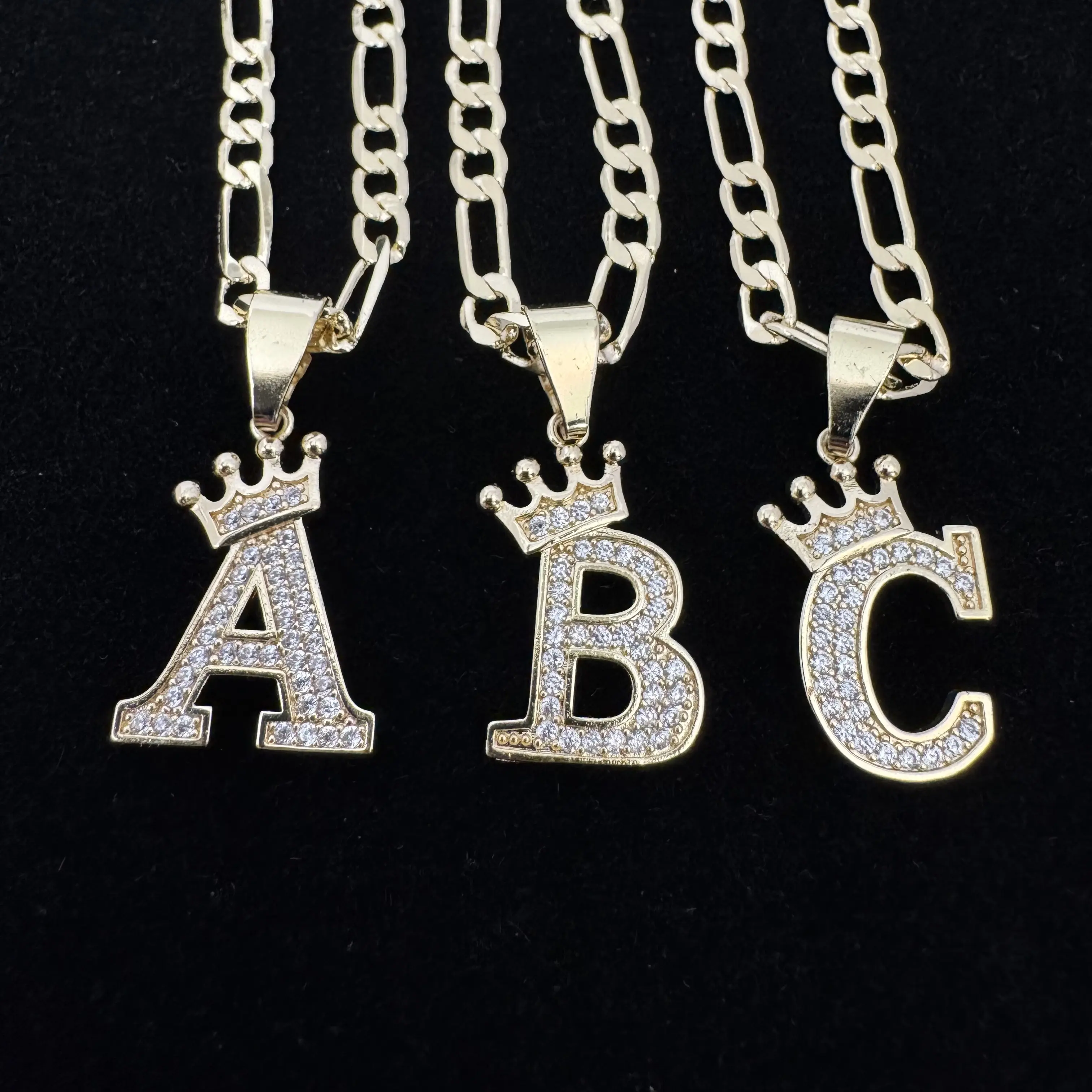 Initial Pendant Necklace 14k Gold Plated Crown Letter Necklaces Figaro Chain No Fade